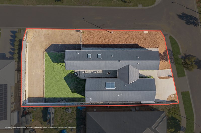 Photo - 8 Banksia Court, Campbells Creek VIC 3451 - Image 16
