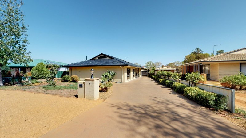 Photo - 8 Banksia Crescent, Dubbo NSW 2830 - Image 3