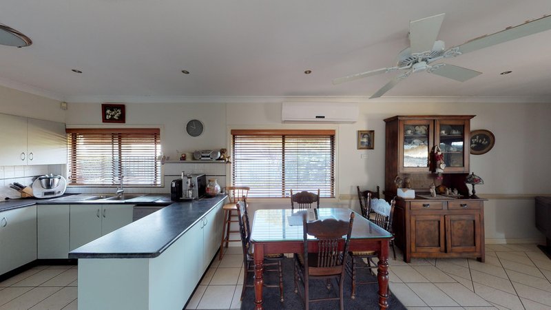 Photo - 8 Banksia Crescent, Dubbo NSW 2830 - Image 6