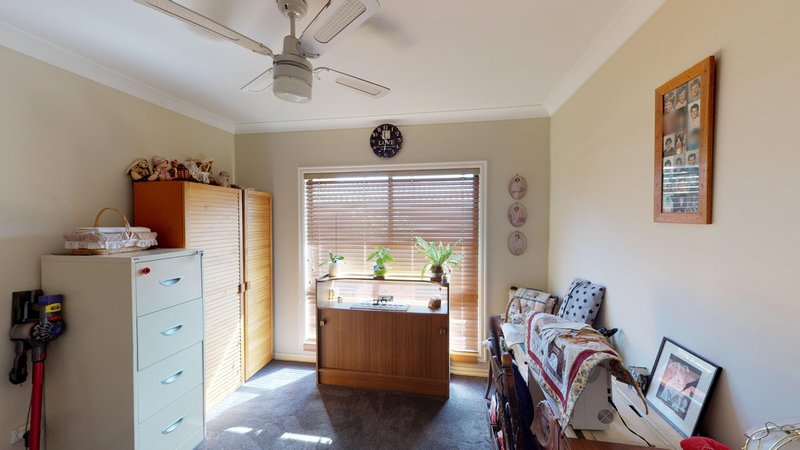 Photo - 8 Banksia Crescent, Dubbo NSW 2830 - Image 10