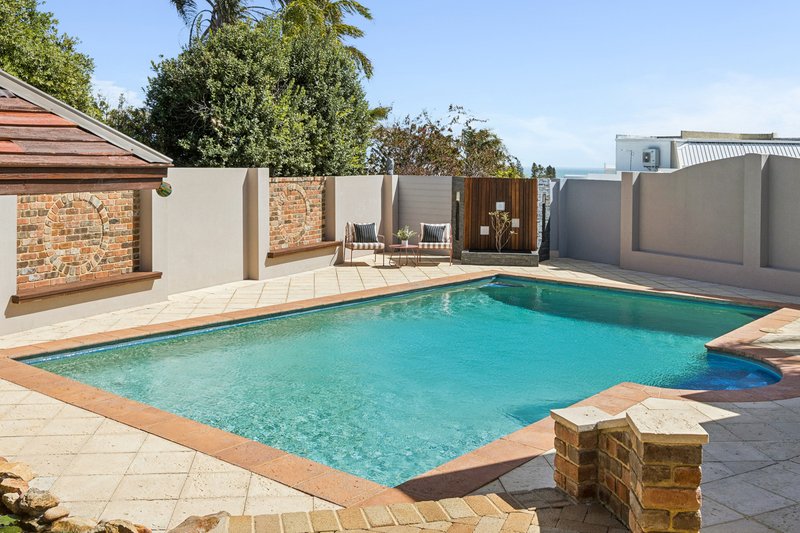 Photo - 8 Bantry Court, Kallaroo WA 6025 - Image 2