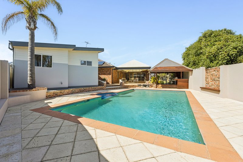 Photo - 8 Bantry Court, Kallaroo WA 6025 - Image 27