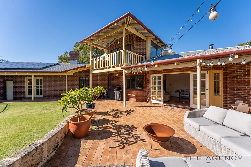 8 Banyon Close, Halls Head WA 6210