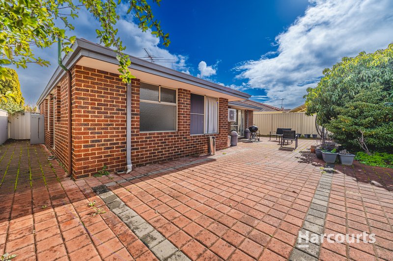 Photo - 8 Bardia Place, Marangaroo WA 6064 - Image 14