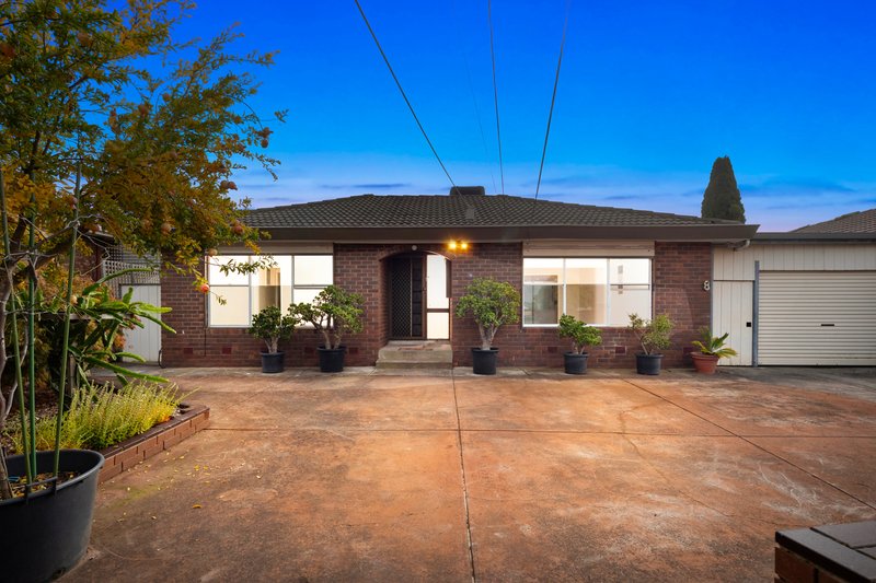 8 Bargrove Court, Thomastown VIC 3074