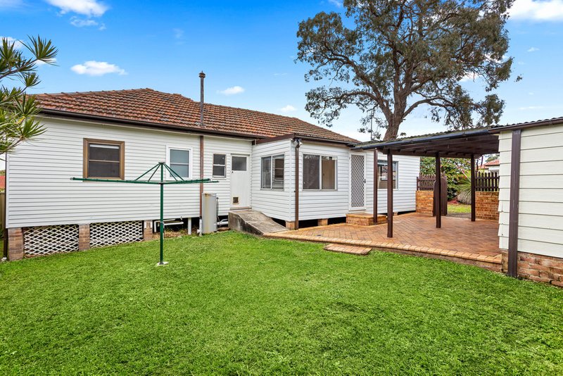 Photo - 8 Baringa Road, Mortdale NSW 2223 - Image 2