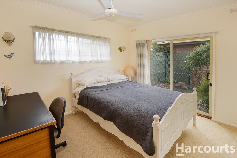 Photo - 8 Barnes Boulevard, Horsham VIC 3400 - Image 13