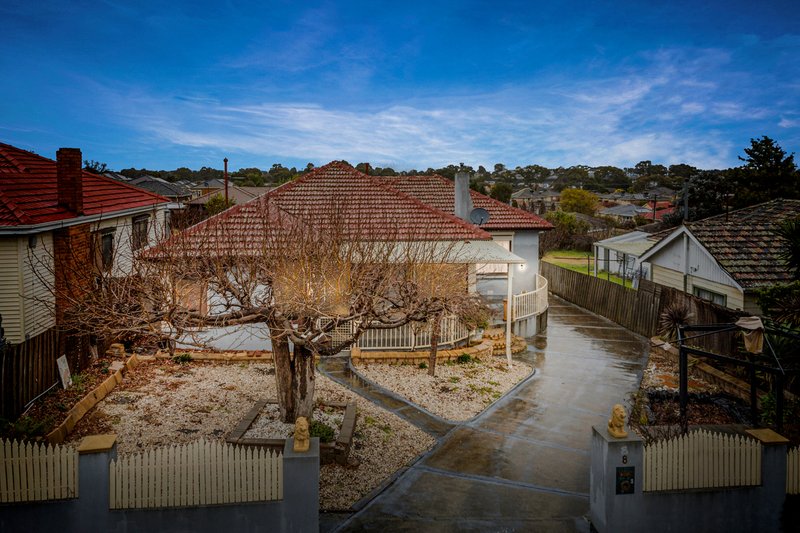 Photo - 8 Barnett Grove, Noble Park VIC 3174 - Image 2