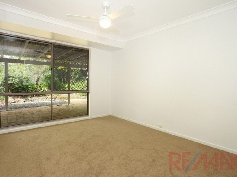 Photo - 8 Barra Crt , Merrimac QLD 4226 - Image 9