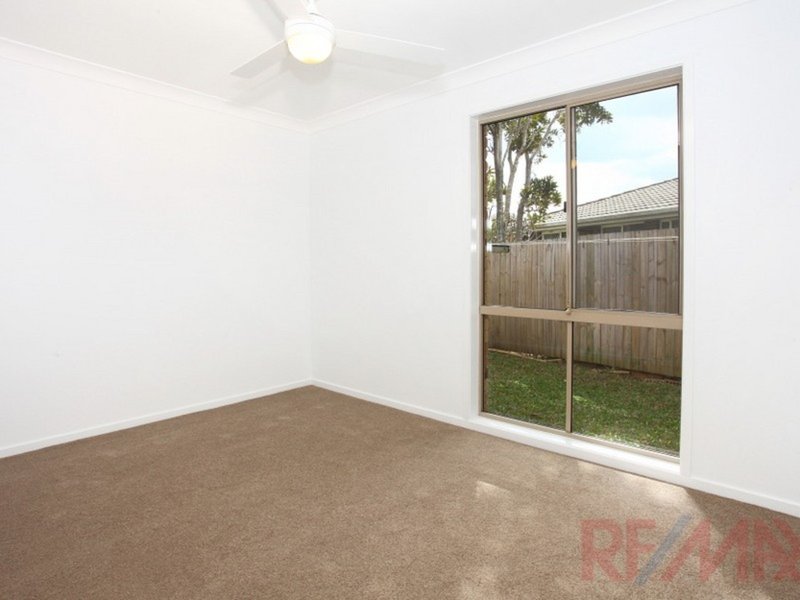 Photo - 8 Barra Crt , Merrimac QLD 4226 - Image 10