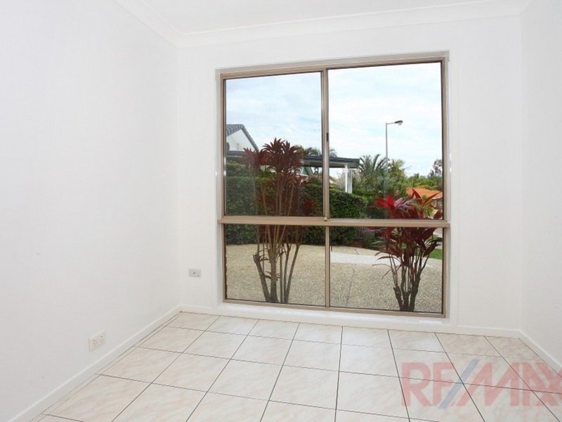 Photo - 8 Barra Crt , Merrimac QLD 4226 - Image 12