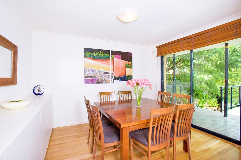 Photo - 8 Barrabooka Street, Clontarf NSW 2093 - Image 5