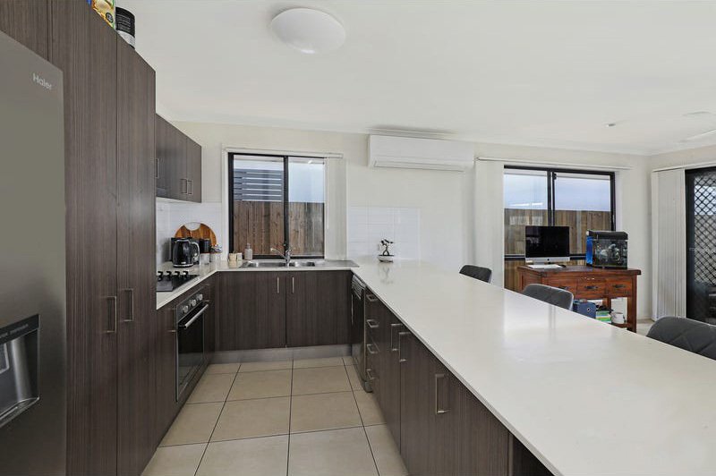 Photo - 8 Barramundi Ct , Mountain Creek QLD 4557 - Image 4