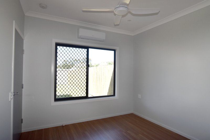 Photo - 8 Barramundi Street, Toolooa QLD 4680 - Image 8