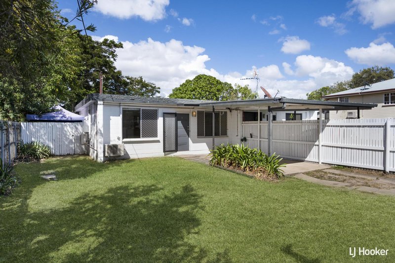 Photo - 8 Barron Street, West End QLD 4810 - Image 3