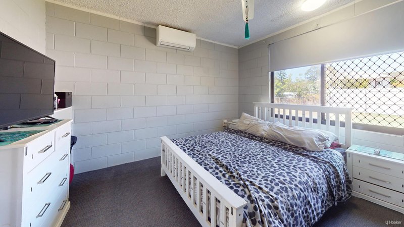 Photo - 8 Barron Street, West End QLD 4810 - Image 5