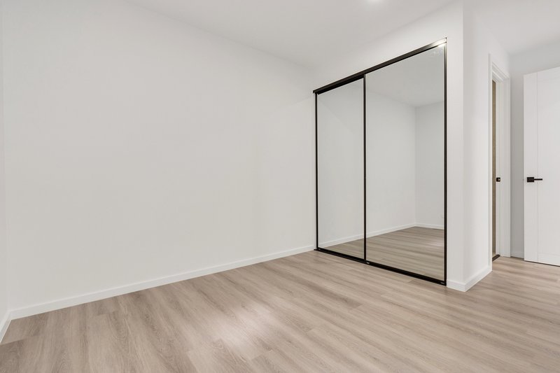 Photo - 8 Basalt Street, Donnybrook VIC 3064 - Image 11