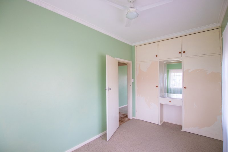 Photo - 8 Bassett Street, Tumut NSW 2720 - Image 18