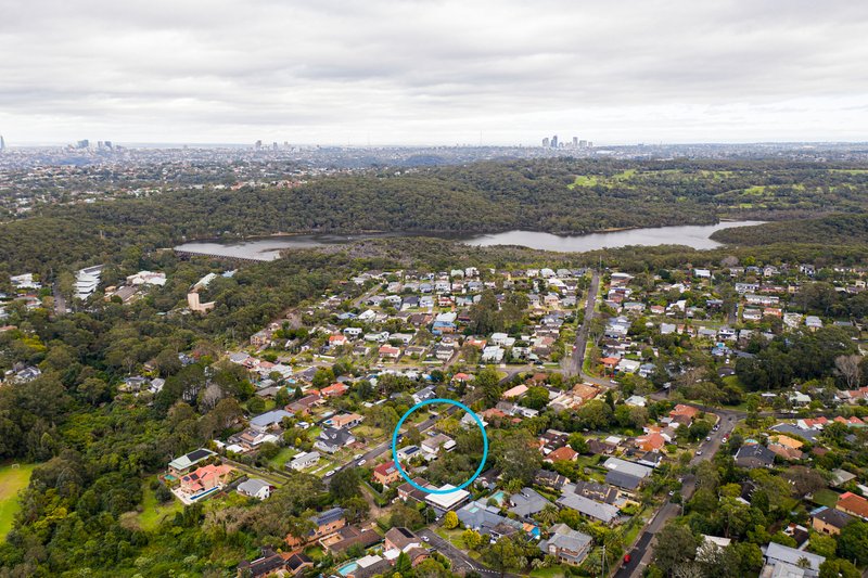 Photo - 8 Bate Avenue, Allambie Heights NSW 2100 - Image 5