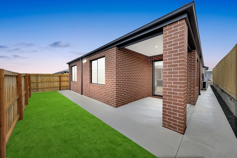 Photo - 8 Bayview Circuit, Mernda VIC 3754 - Image 10