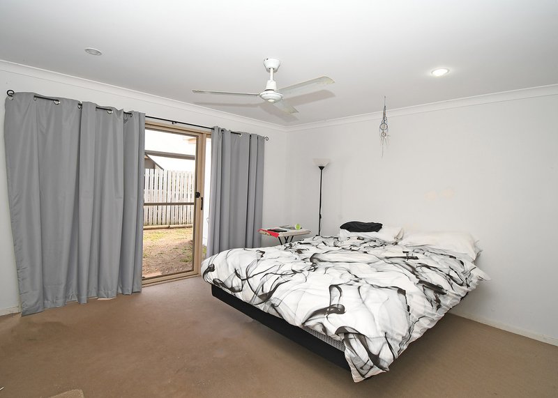 Photo - 8 Beach Walk Crt , Toogoom QLD 4655 - Image 6