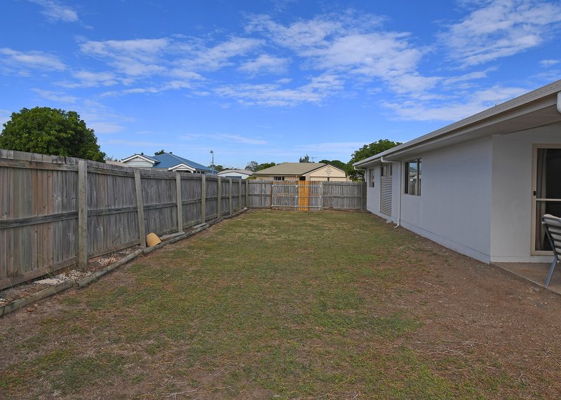 Photo - 8 Beach Walk Crt , Toogoom QLD 4655 - Image 16