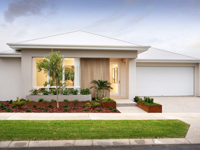 Photo - 8 Beaumont Crescent, Mindarie WA 6030 - Image 1