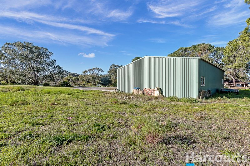 Photo - 8 Bebich Drive, Wanneroo WA 6065 - Image 4