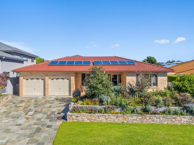 Photo - 8 Bedarra Court, Shell Cove NSW 2529 - Image 1