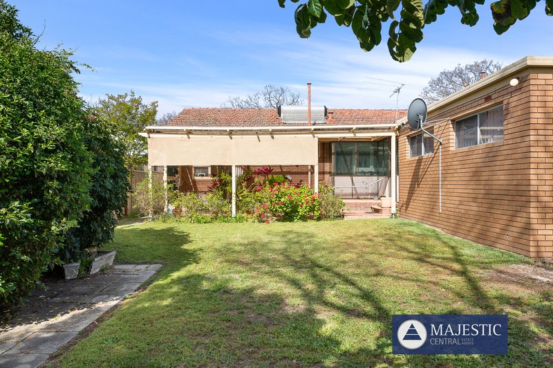 Photo - 8 Bedford Road, Ardross WA 6153 - Image 19