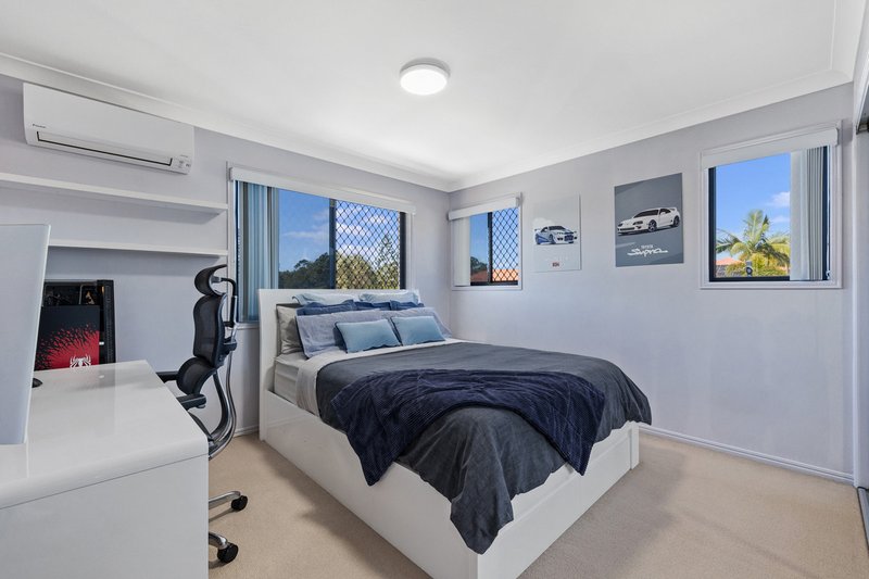 Photo - 8 Behan Crescent, Wakerley QLD 4154 - Image 13