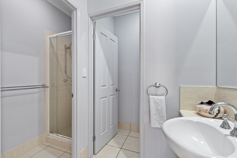 Photo - 8 Behan Crescent, Wakerley QLD 4154 - Image 19