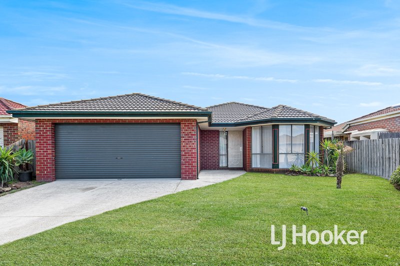 8 Belalie Close, Hampton Park VIC 3976