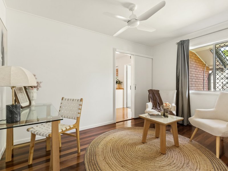 Photo - 8 Belford Street, Kenmore QLD 4069 - Image 10
