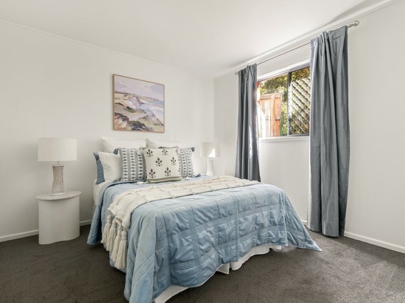 Photo - 8 Belford Street, Kenmore QLD 4069 - Image 13