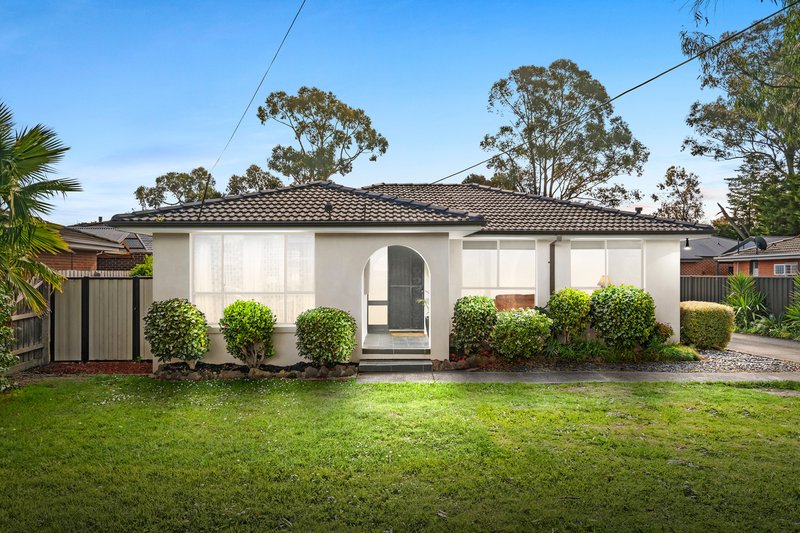 8 Belinda Close, Kilsyth VIC 3137