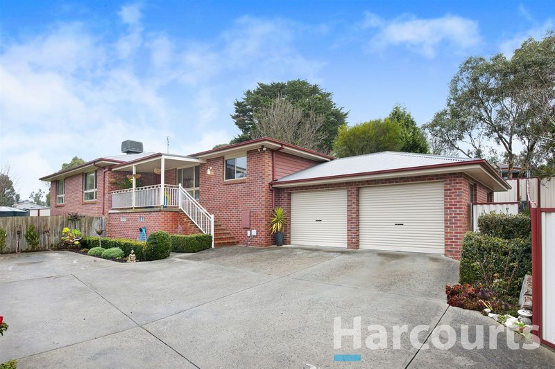 8 Bells Lane, Brown Hill VIC 3350