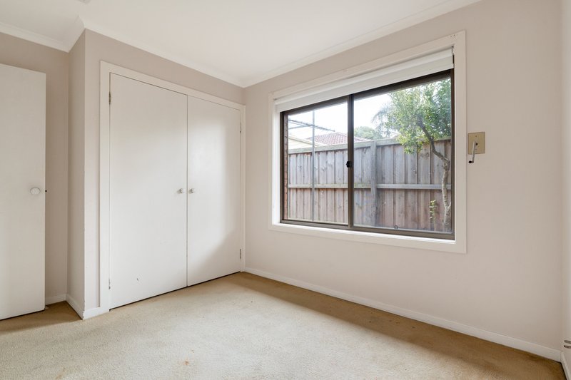 Photo - 8 Belsay Place, Craigieburn VIC 3064 - Image 14