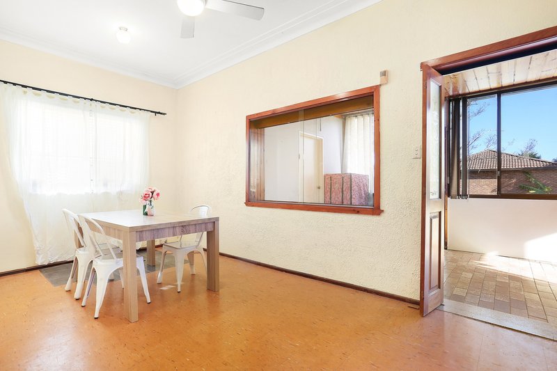 Photo - 8 Bennett Avenue, Strathfield South NSW 2136 - Image 7