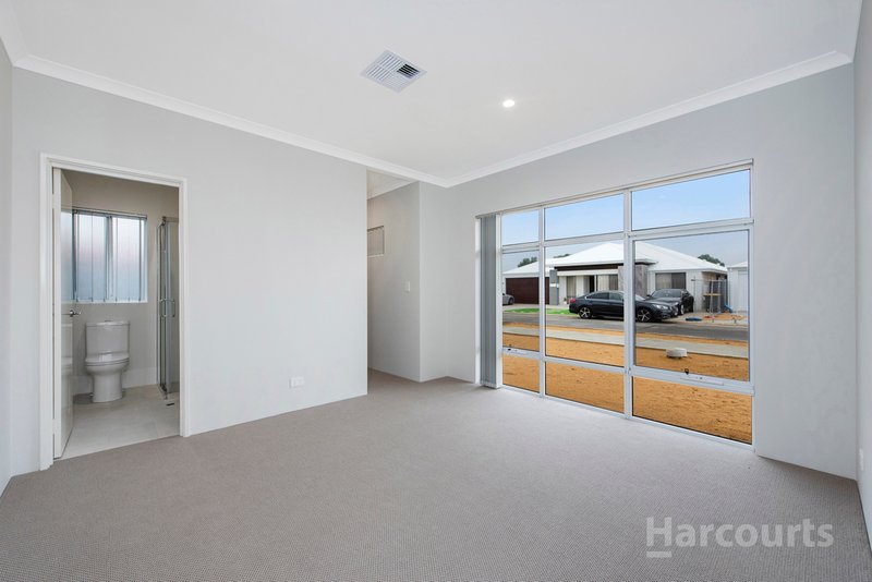 Photo - 8 Bennetts Way, Baldivis WA 6171 - Image 11