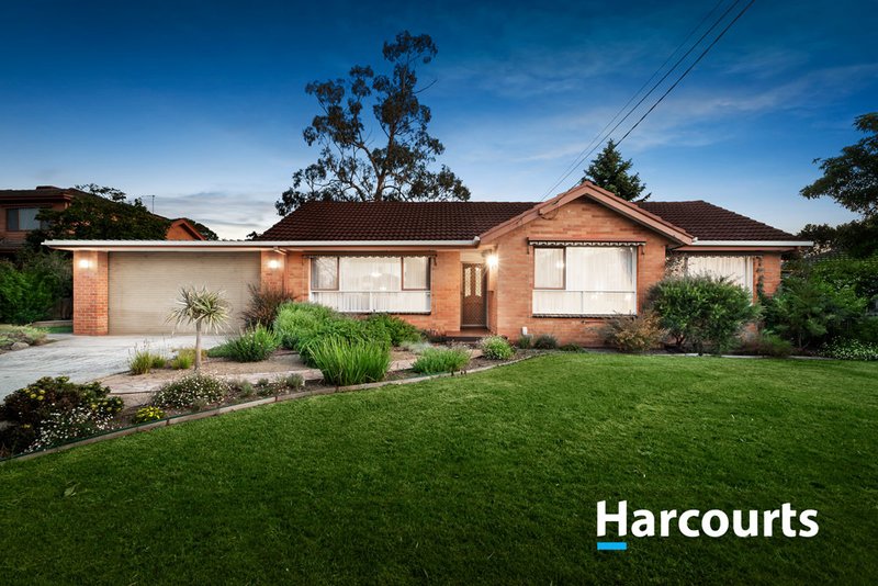 8 Bent Court, Wantirna South VIC 3152