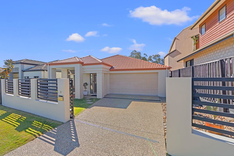 8 Bergamo Drive, Varsity Lakes QLD 4227