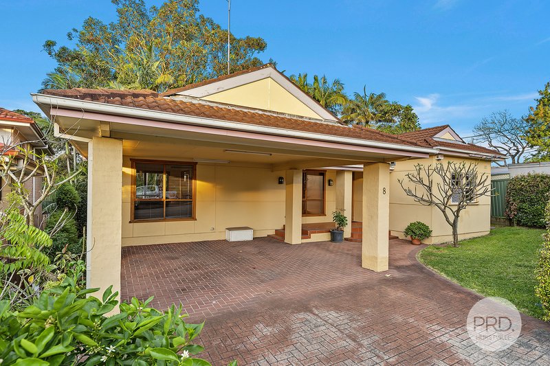 Photo - 8 Betts Avenue, Blakehurst NSW 2221 - Image 1