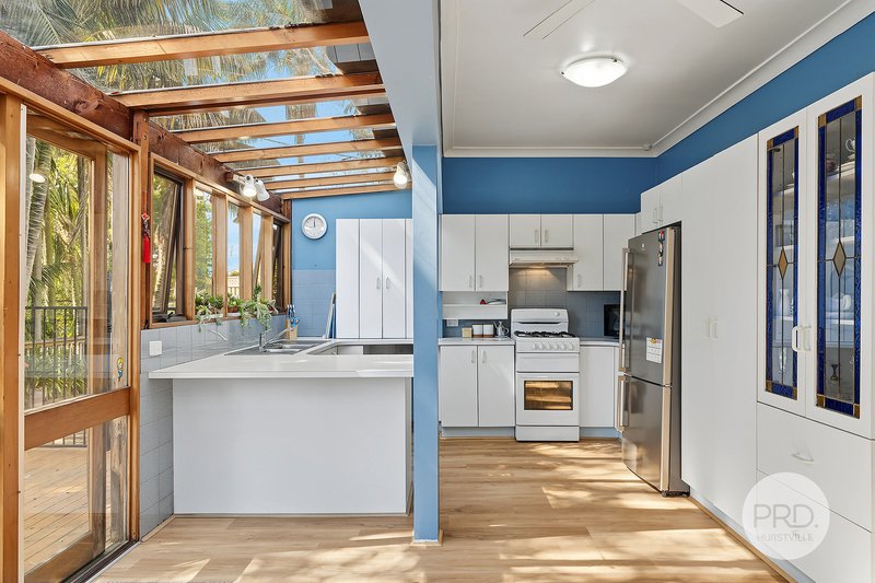 Photo - 8 Betts Avenue, Blakehurst NSW 2221 - Image 4