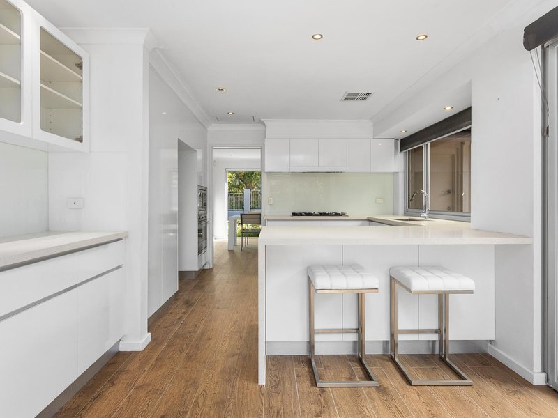 Photo - 8 Betty Street, Nedlands WA 6009 - Image 4