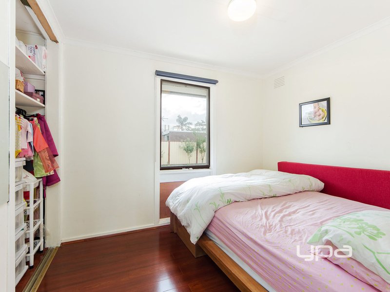 Photo - 8 Billingham Road, Deer Park VIC 3023 - Image 7