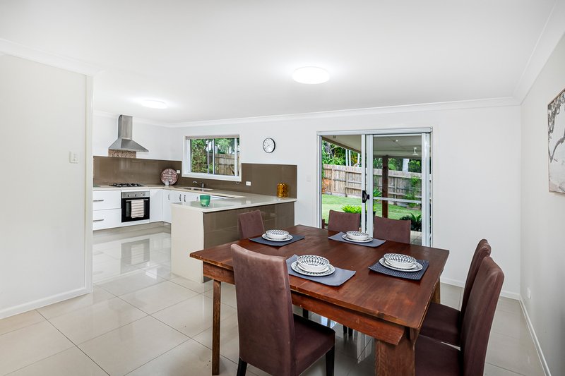 Photo - 8 Binnowee Way, Pimpama QLD 4209 - Image 4