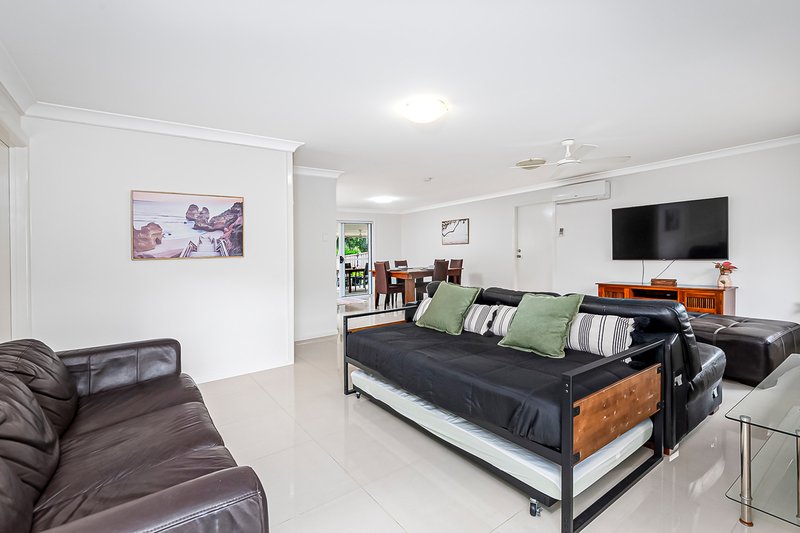 Photo - 8 Binnowee Way, Pimpama QLD 4209 - Image 9