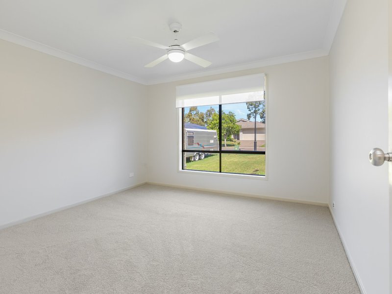 Photo - 8 Birkdale Blvd , Cessnock NSW 2325 - Image 9