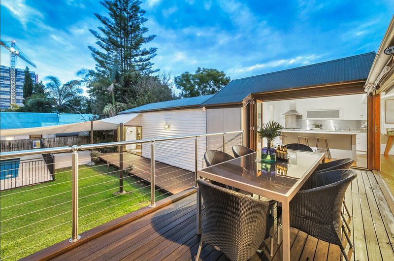 Photo - 8 Blackall Terrace, East Brisbane QLD 4169 - Image 7